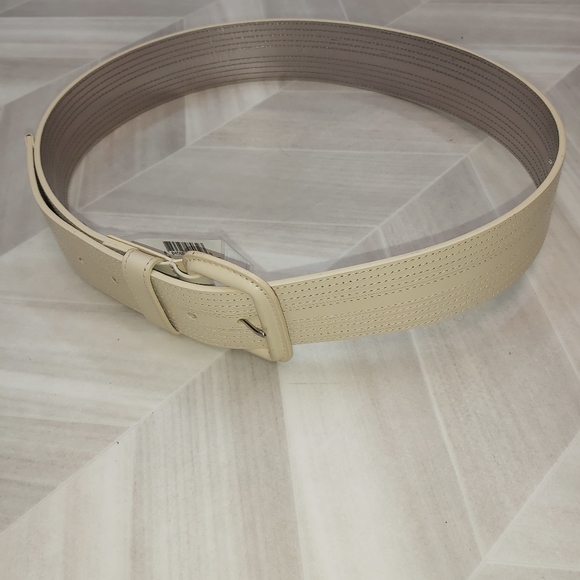 Calvin Klein Other - Calvin Klein Ladies Belt